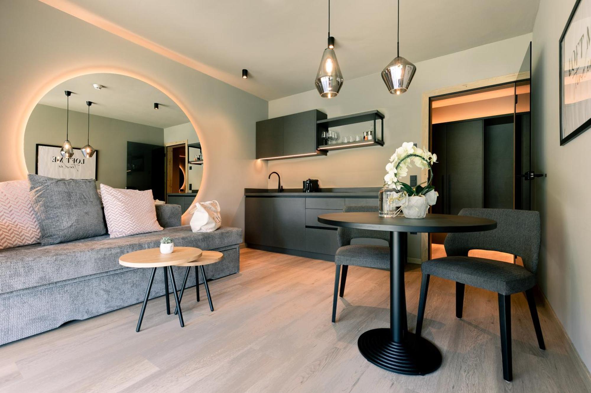 Belia Lofts - Adults Only - Apartments Appiano Sulla Strada Del Vino Luaran gambar