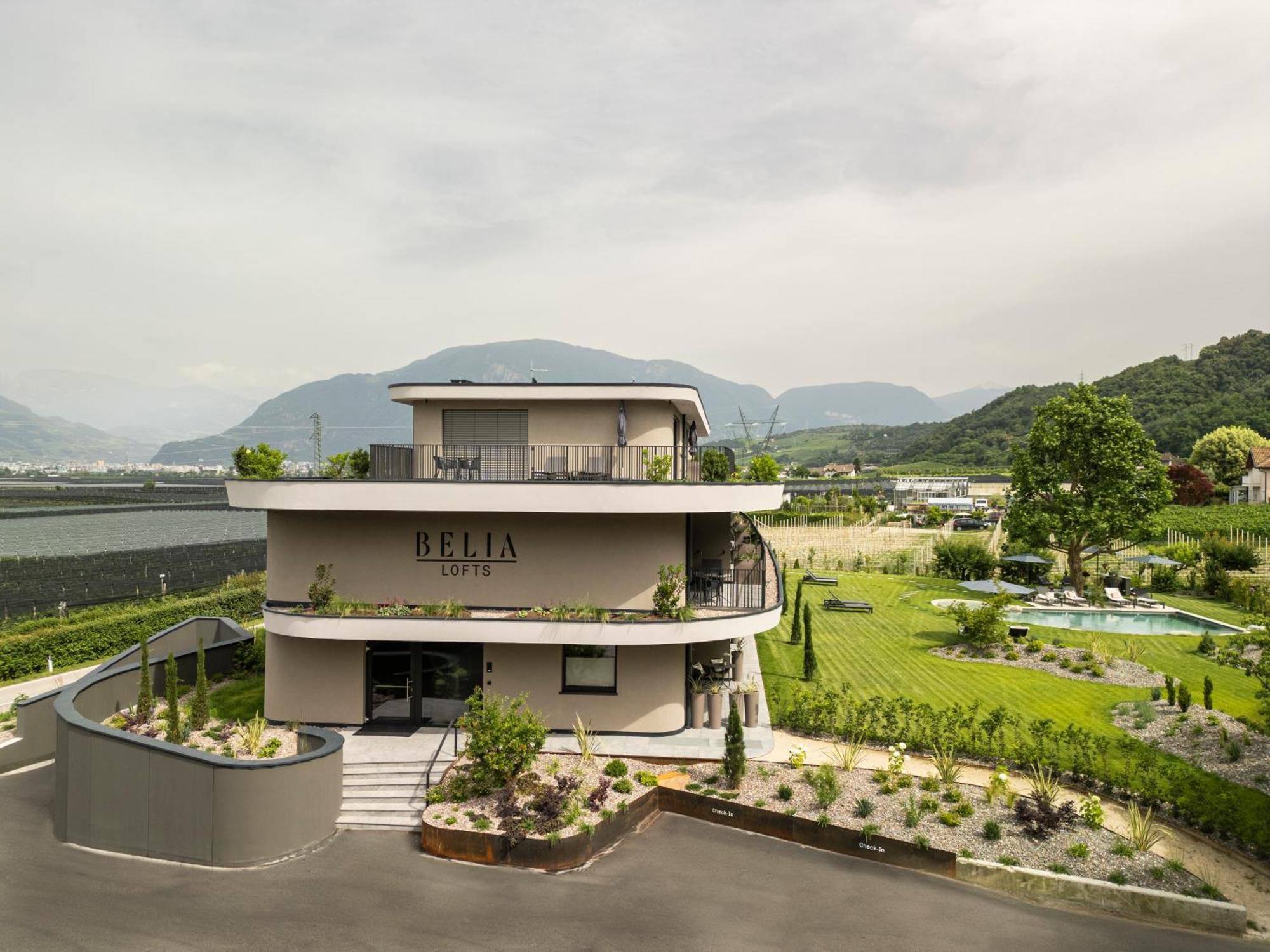 Belia Lofts - Adults Only - Apartments Appiano Sulla Strada Del Vino Luaran gambar