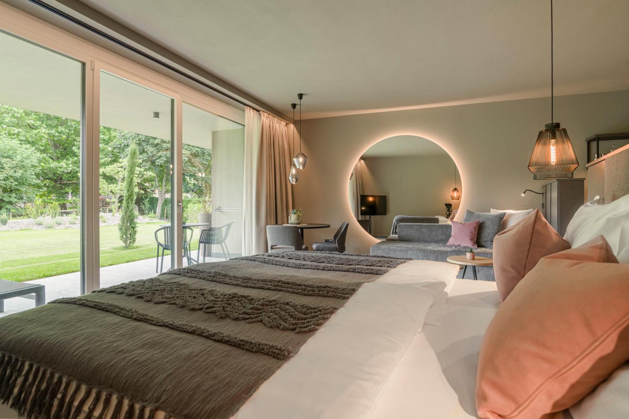 Belia Lofts - Adults Only - Apartments Appiano Sulla Strada Del Vino Luaran gambar