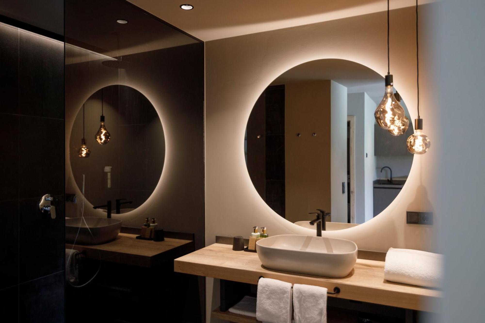 Belia Lofts - Adults Only - Apartments Appiano Sulla Strada Del Vino Luaran gambar