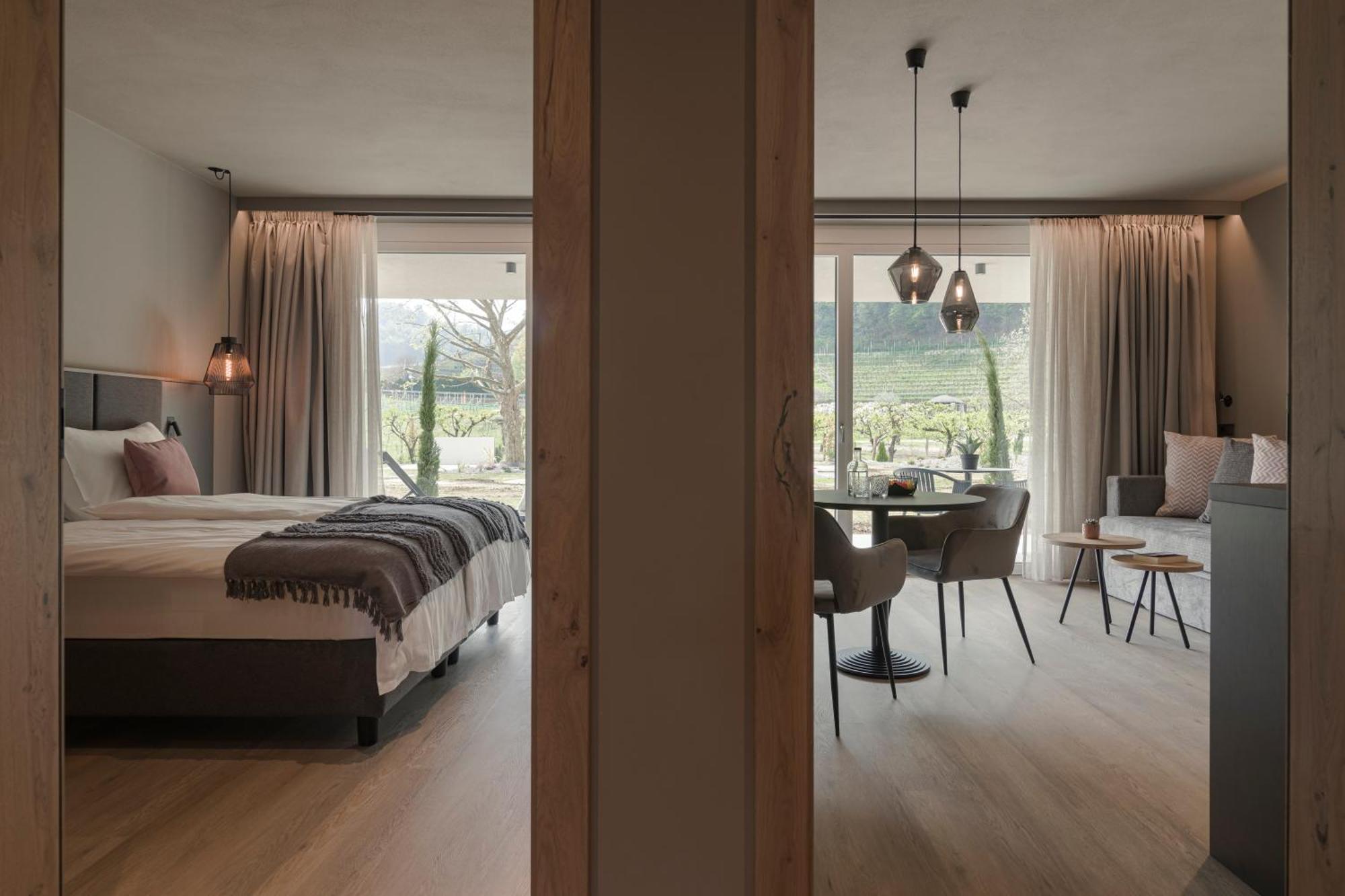 Belia Lofts - Adults Only - Apartments Appiano Sulla Strada Del Vino Luaran gambar