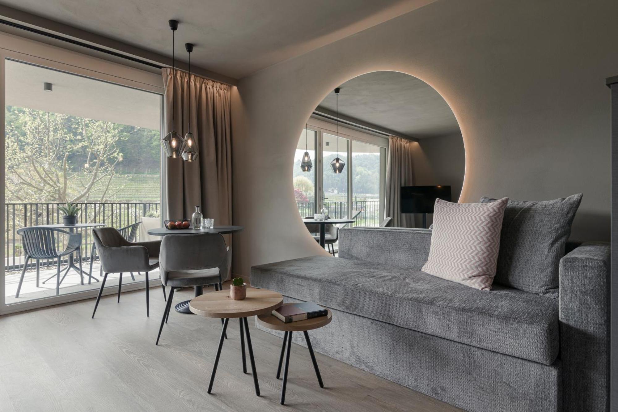 Belia Lofts - Adults Only - Apartments Appiano Sulla Strada Del Vino Luaran gambar