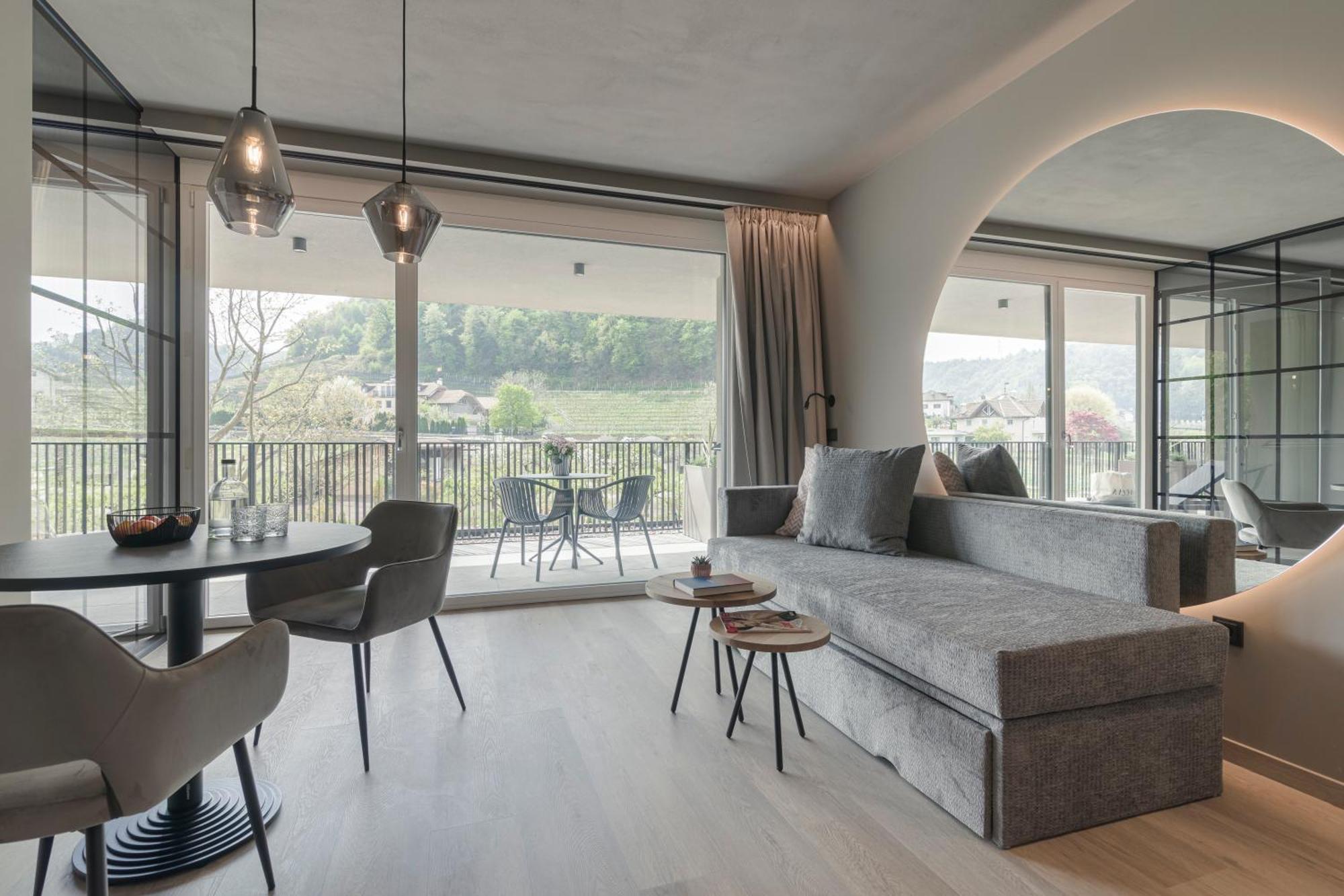 Belia Lofts - Adults Only - Apartments Appiano Sulla Strada Del Vino Luaran gambar
