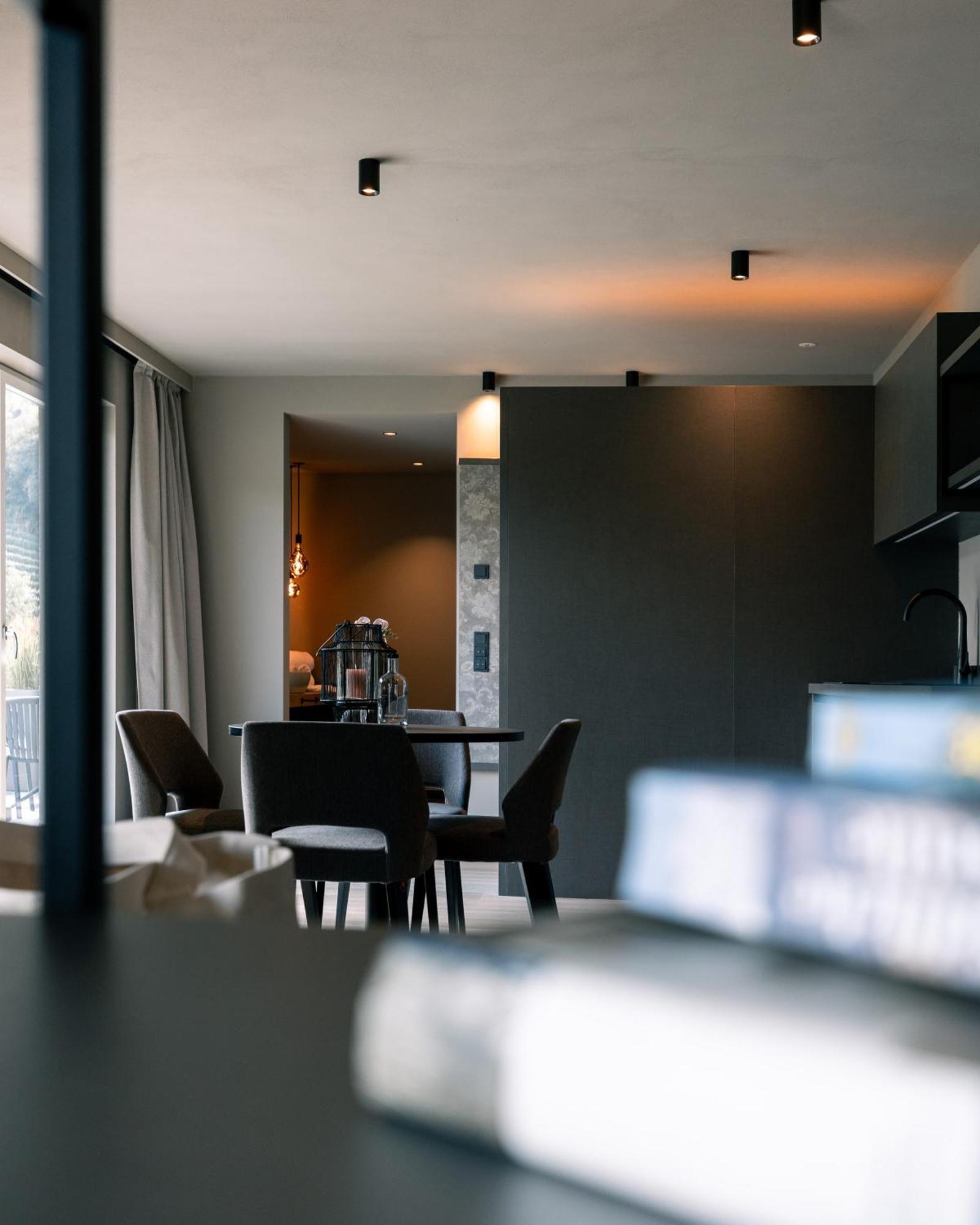 Belia Lofts - Adults Only - Apartments Appiano Sulla Strada Del Vino Luaran gambar